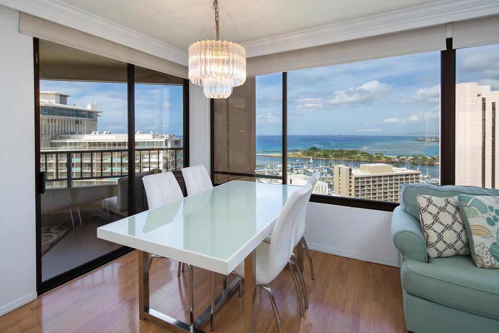 Апартаменты Waikiki Vacation 10 Гонолулу Экстерьер фото